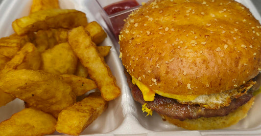 Rinds-Hamburger mit Speck
