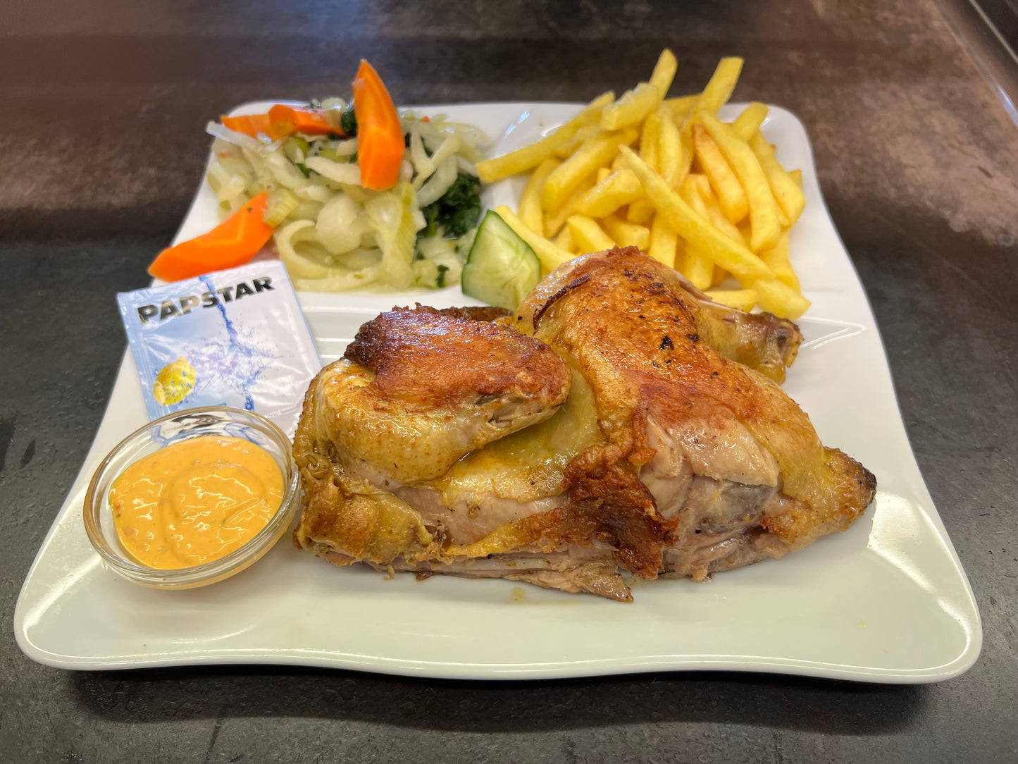 1/2 Poulet gebraten